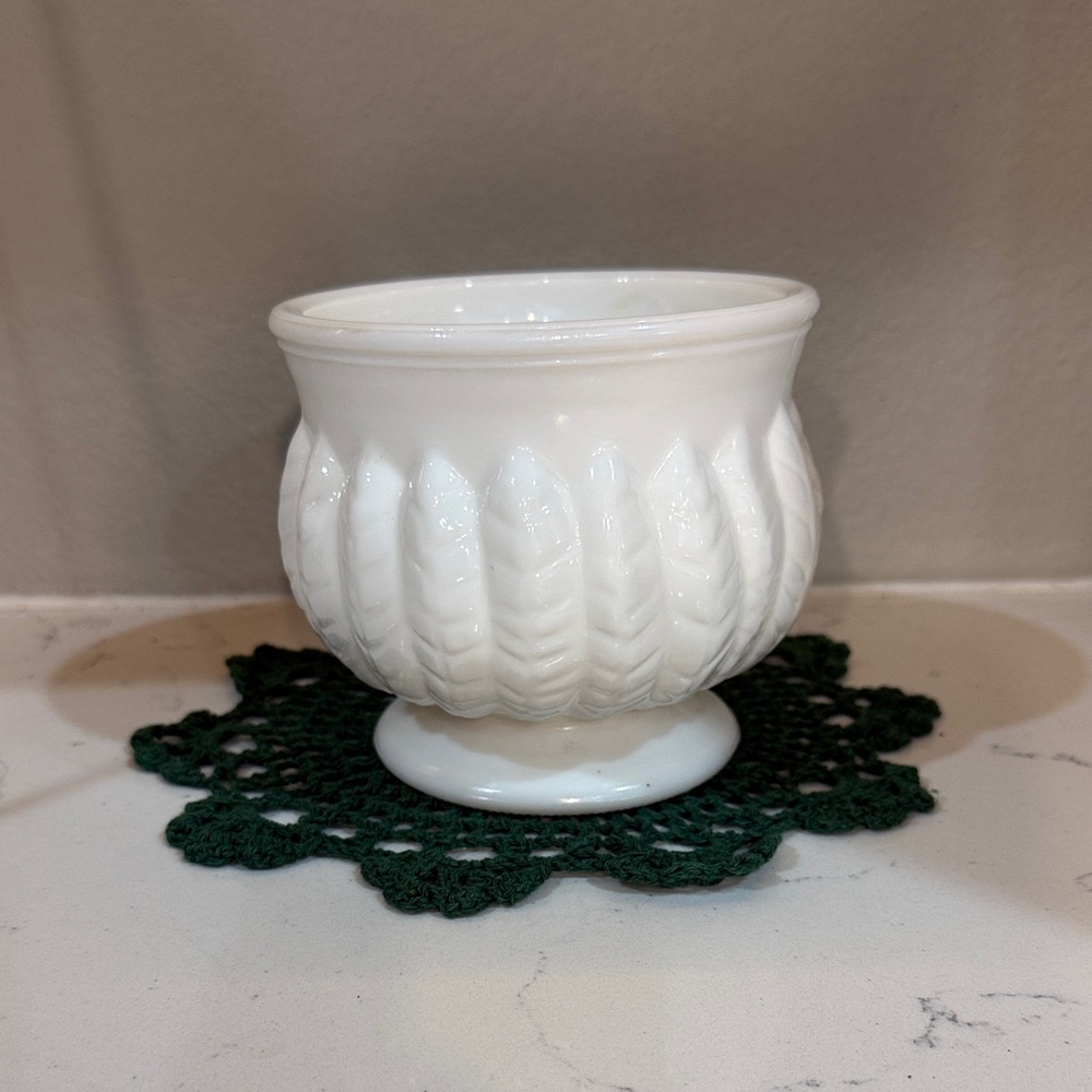 Footed White Milk Glass Planter(please read)